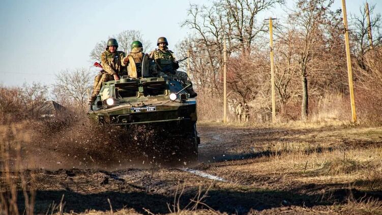 Украинские военные впервые получат основные натовские БМП. Фото: facebook/GeneralStaff.ua