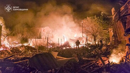 Чи буде удар Москві 9 травня, нові проблеми з угодою про надра, РФ не проти переговорів щодо ЗАЕС. Підсумки