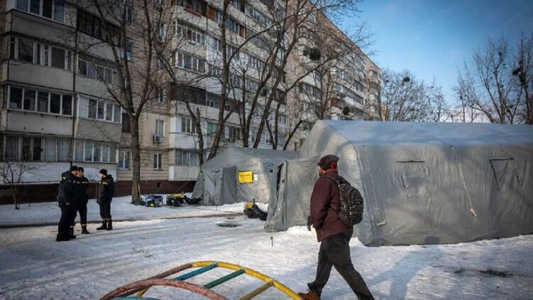 Наслідки обстрілу на Харківщині. Фото: ДСНС