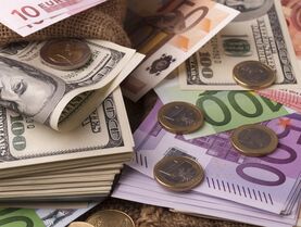 Курс долара до гривні злетів на новий максимум. До чого тут Іран?