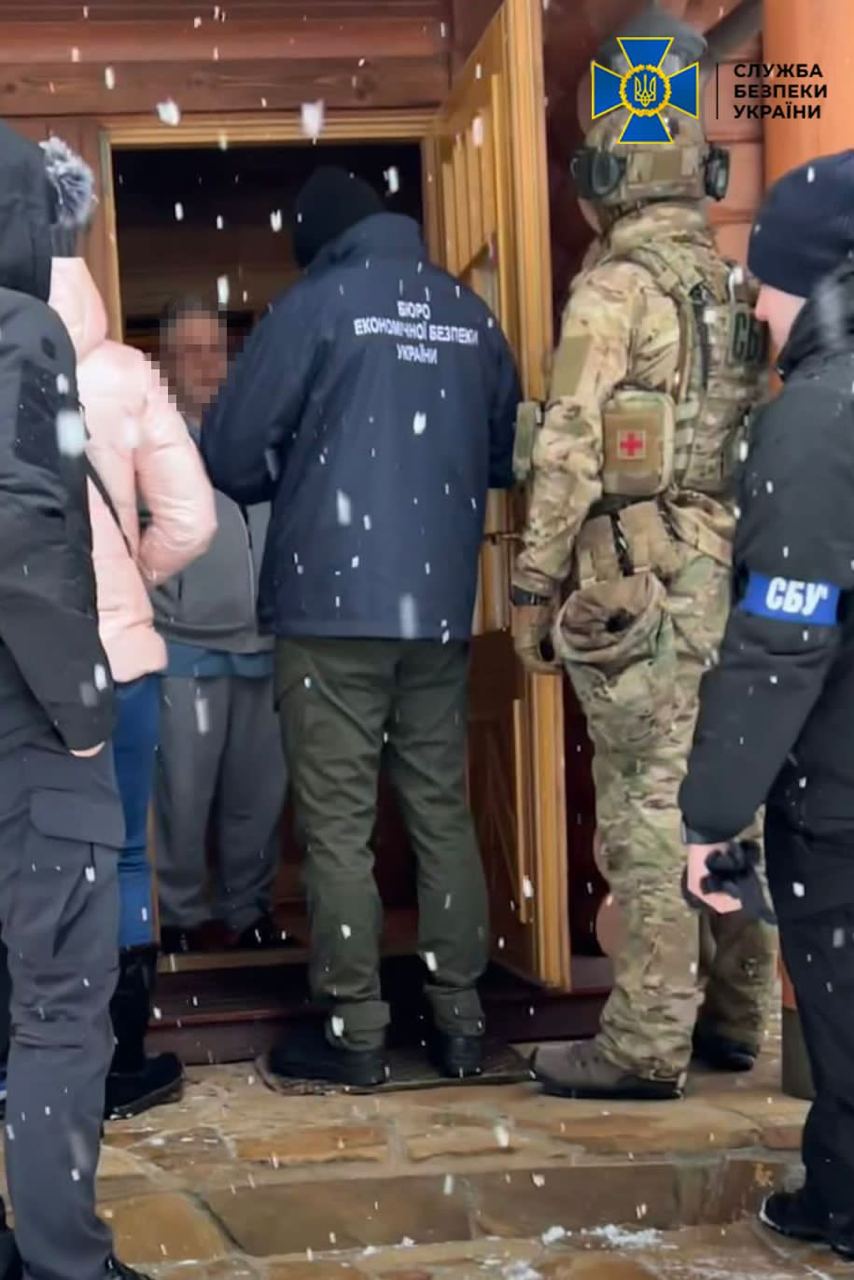 У Коломойського пройшли обшуки