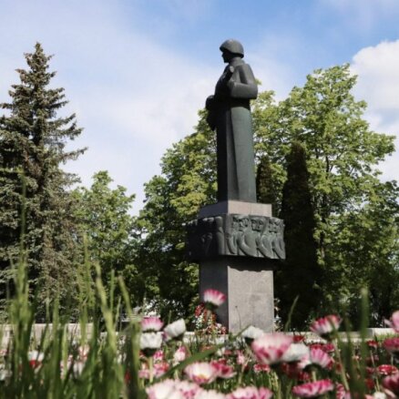 Памятник партизанам