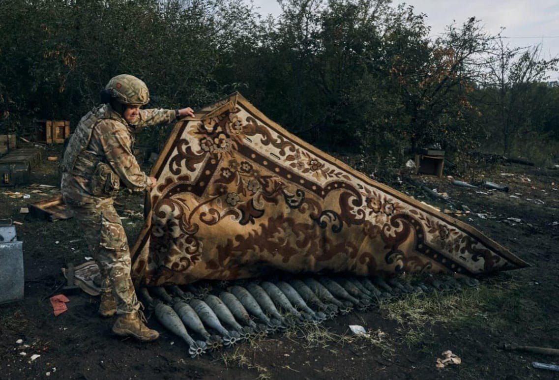 Быт на брошенных позициях войск РФ