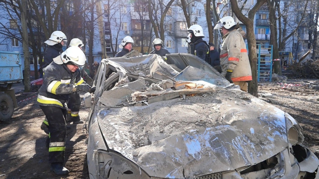 обстрел пятиэтажки в Запорожье