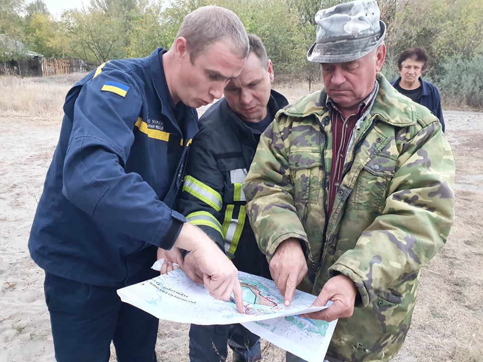 Что происходит в Луганской области с пожарами на 4 октября. Фото: Спасатели продолжают тушить масштабные пожары в Луганской области. Фото: dsns.gov.ua