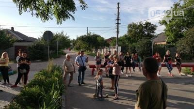 В Сумах прошла масштабная акция протеста из-за изнасилования ребенка. Фото: 0542.ua