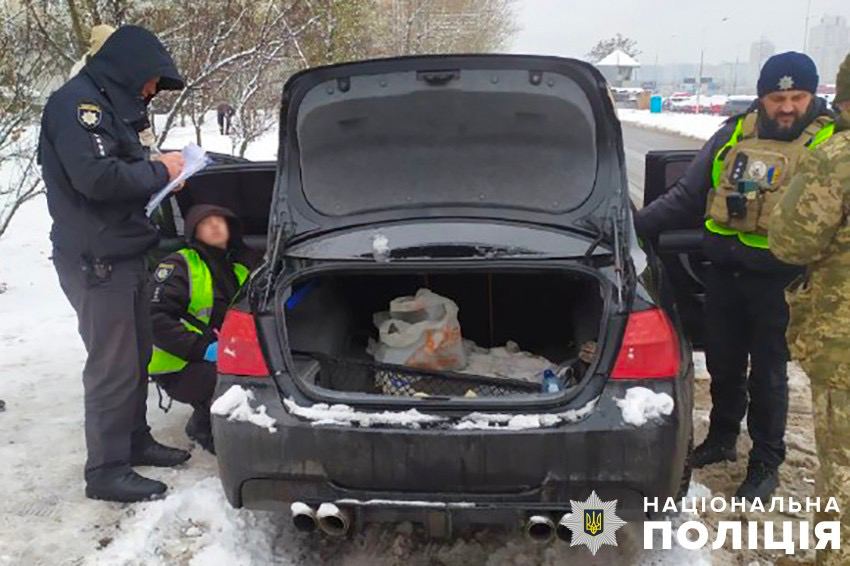 Фото следственных действий (2). Источник - Нацполиция